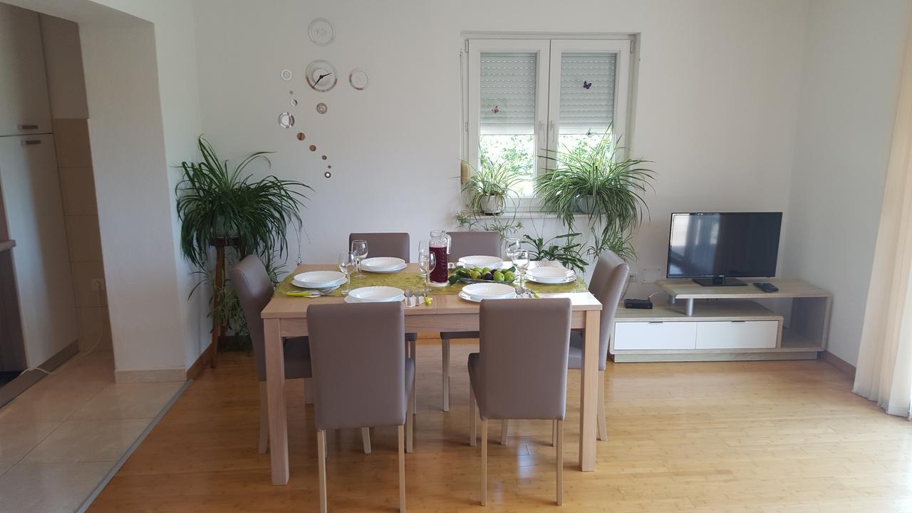 Apartment Boba Sinj Ngoại thất bức ảnh